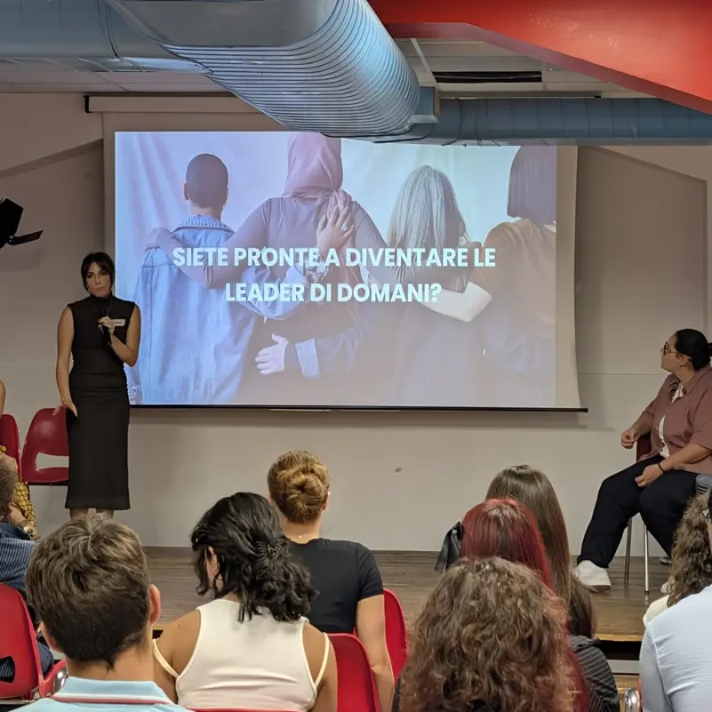 A Reggio Calabria al via la Scuola di Politica per Giovani Donne di Prime Minister\n