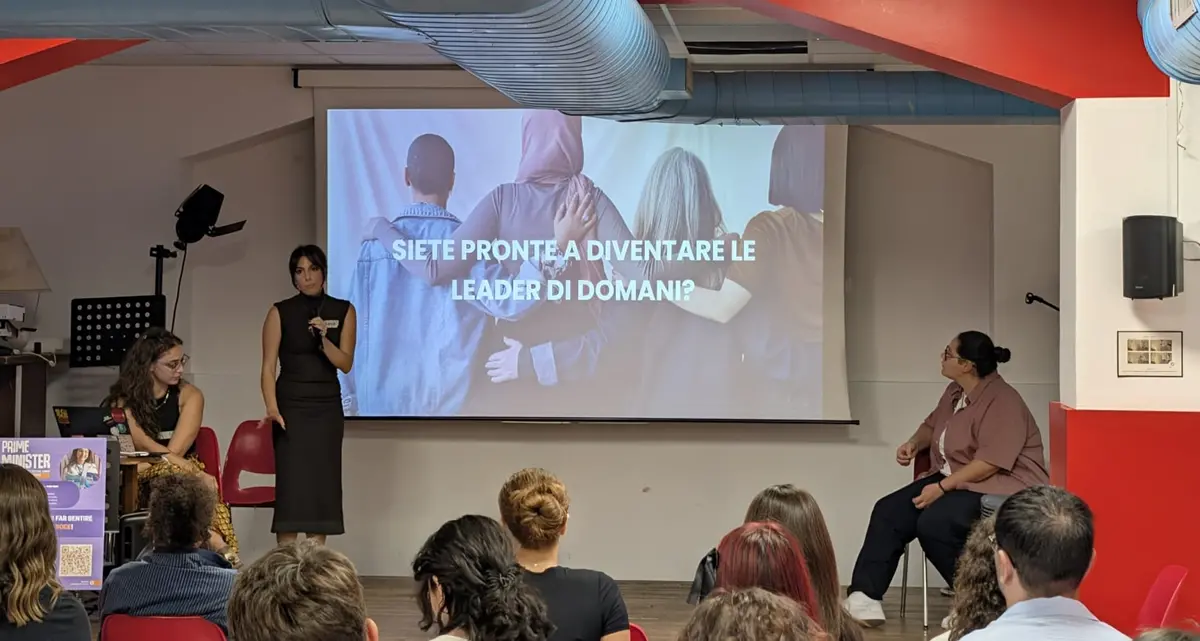 A Reggio Calabria al via la Scuola di Politica per Giovani Donne di Prime Minister\n