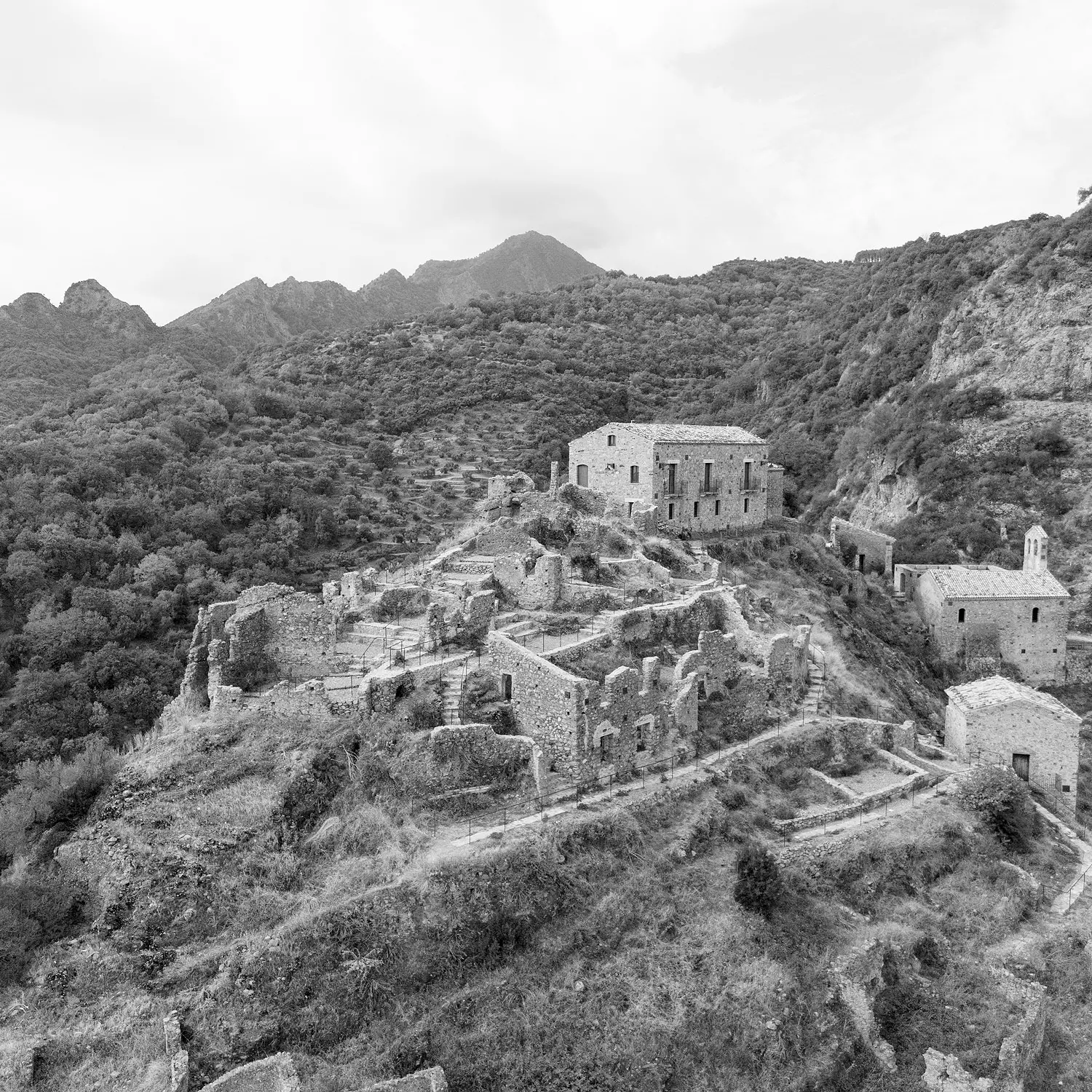 Samo, un progetto su Precacore vince il premio In/Architettura 2026\n