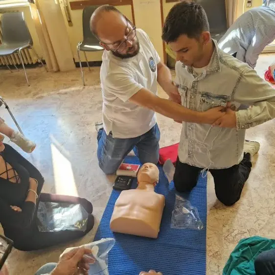 Mani che vedono, all’Uici di Vibo un corso di primo soccorso per non vedenti\n
