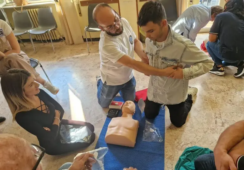 Mani che vedono, all’Uici di Vibo un corso di primo soccorso per non vedenti\n