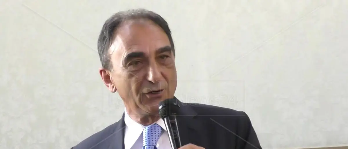 Sergio Abramo replica a Fiorita:«Smetta di giocare a nascondino e accetti finalmente un confronto pubblico»\n