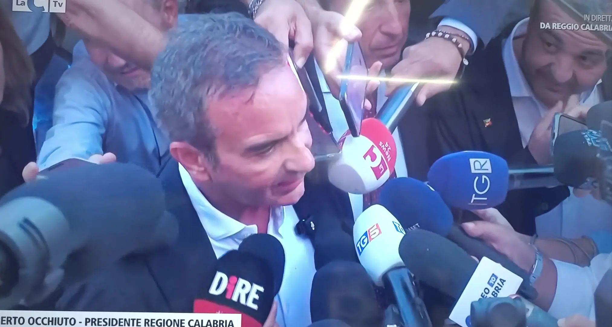 Suppletive a Reggio, vince Roscioli. Occhiuto: «Vannacci voleva la sua Sassonia? A Reggio Calabria ha preso sassate elettorali»\n