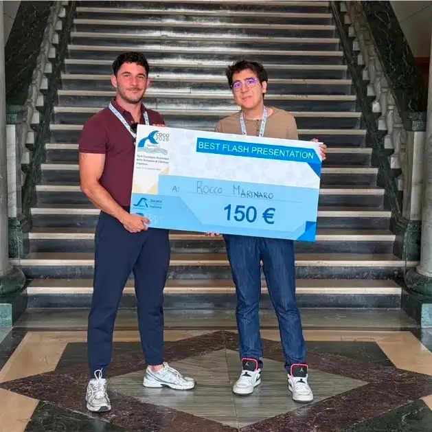 Da Girifalco ai successi\u00A0della scienza: il giovane ricercatore Rocco Marinaro premiato a Napoli\n