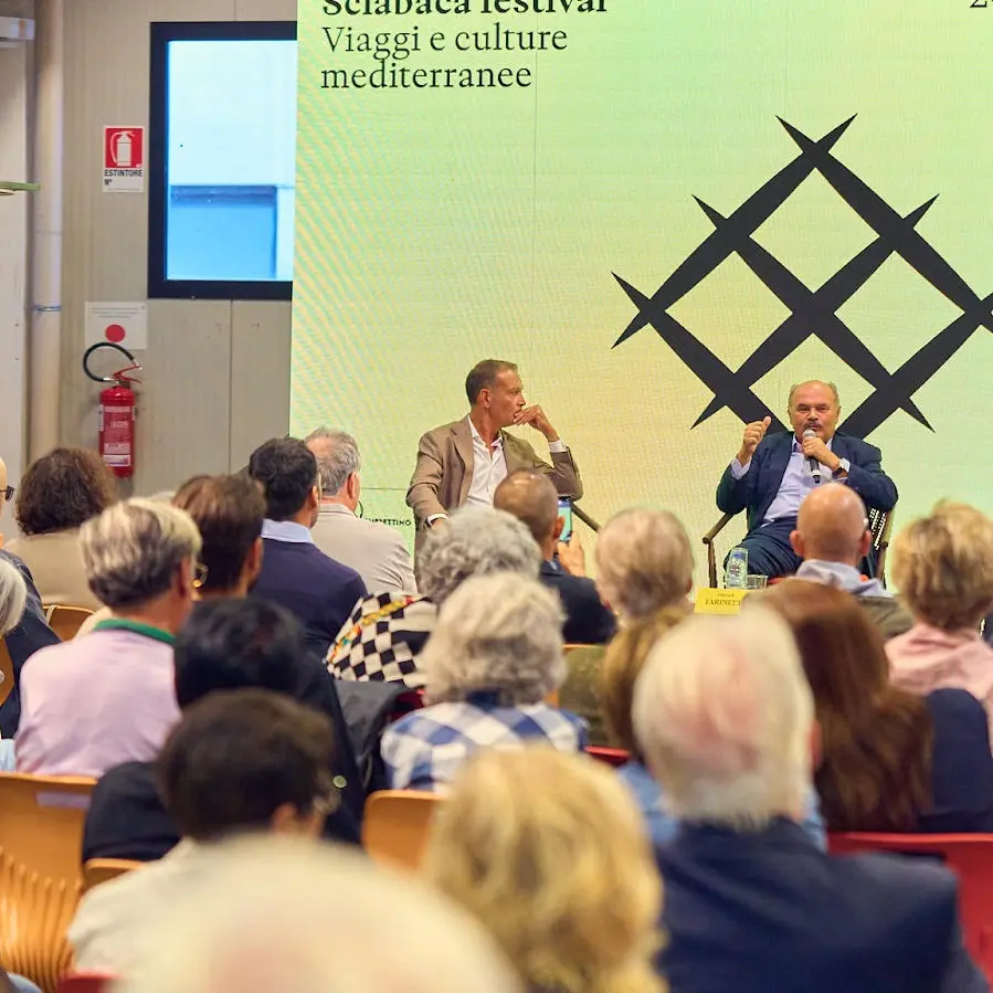 Da Sciascia a Mancuso, passando per l’AI: Sciabaca trasforma la Calabria in un laboratorio di idee\n
