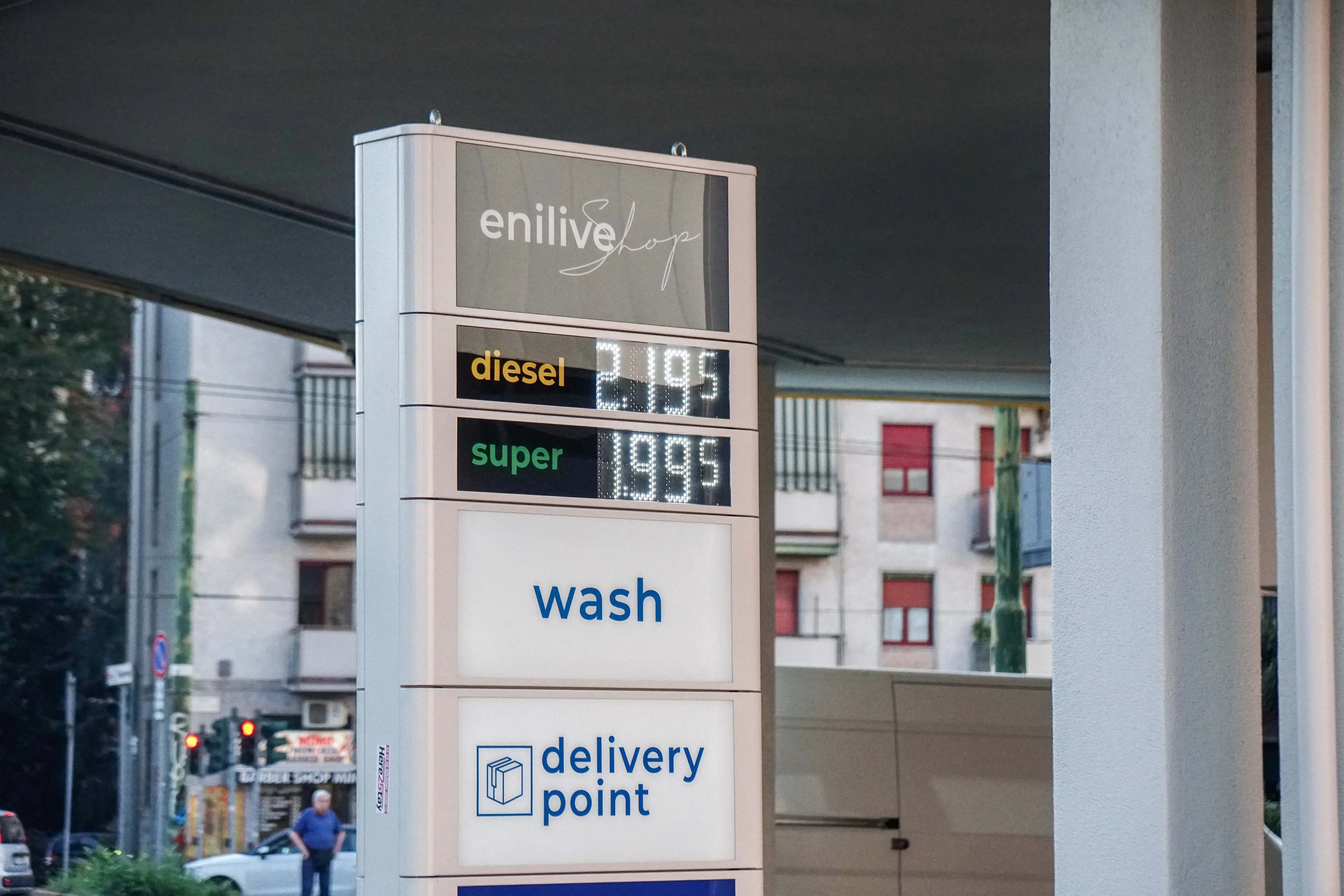 Benzina e gasolio con il price cap per Eni, IP e Q8: ecco dove trovare i distributori in Calabria –\u00A0LA MAPPA\n