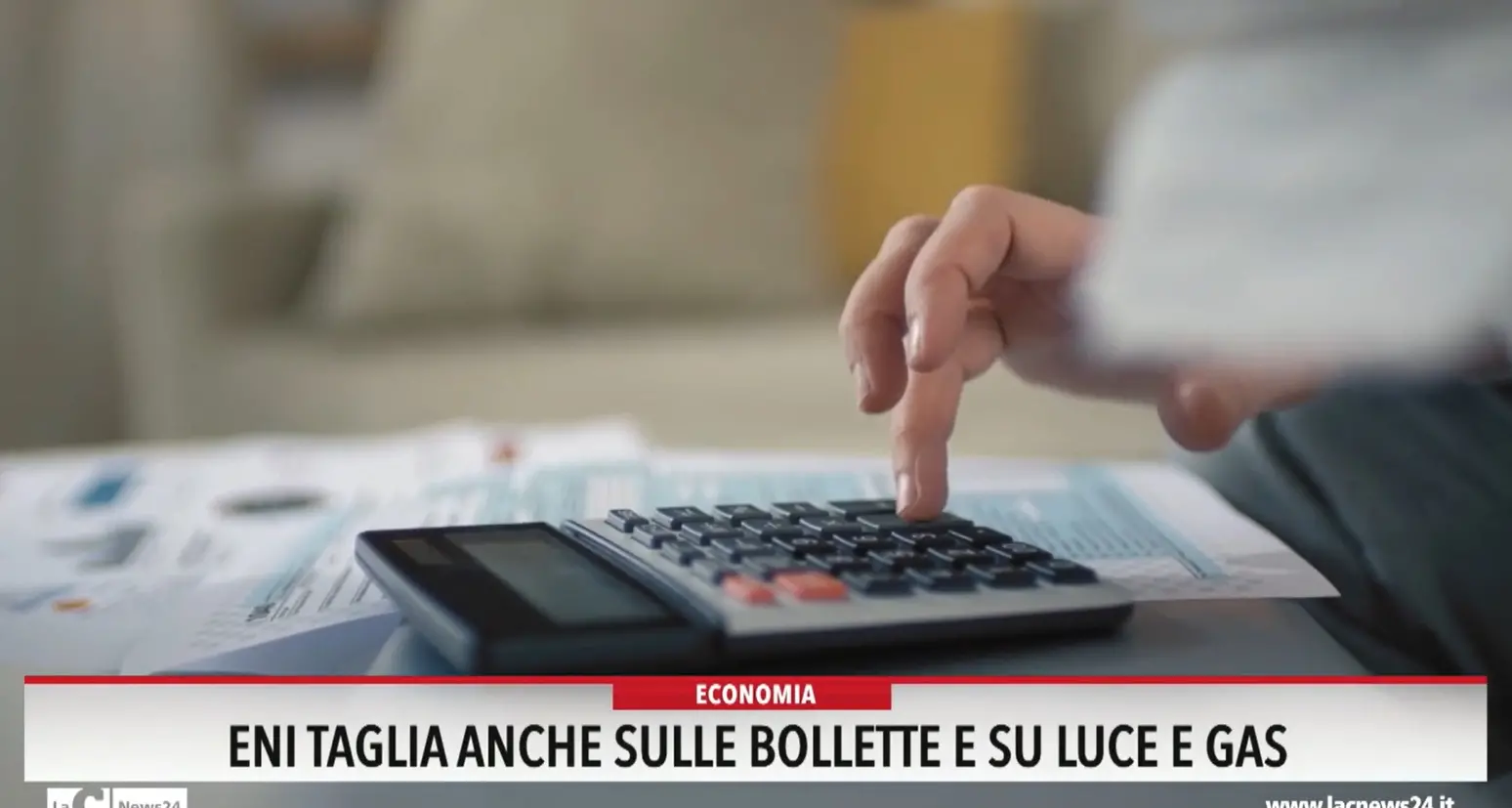 Eni taglia anche sulle bollette e su luce e gas