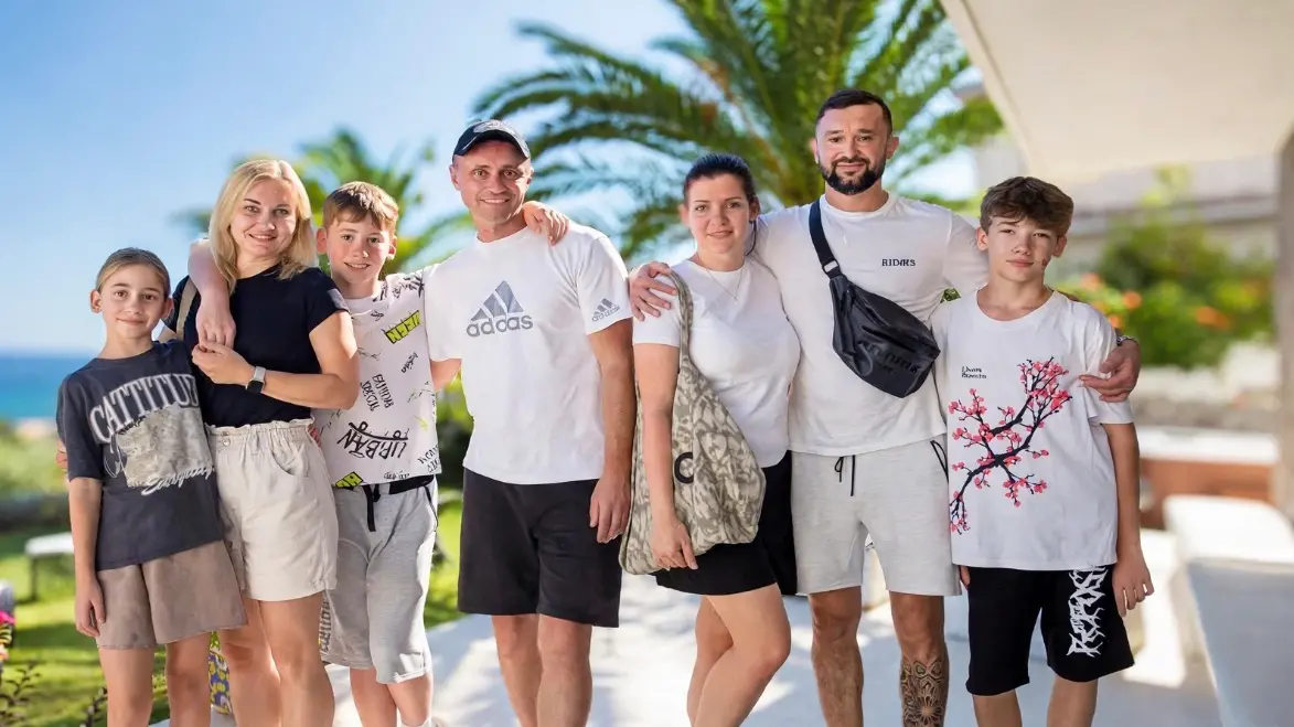 <p>Il gruppo di turisti di Minsk</p>\\n