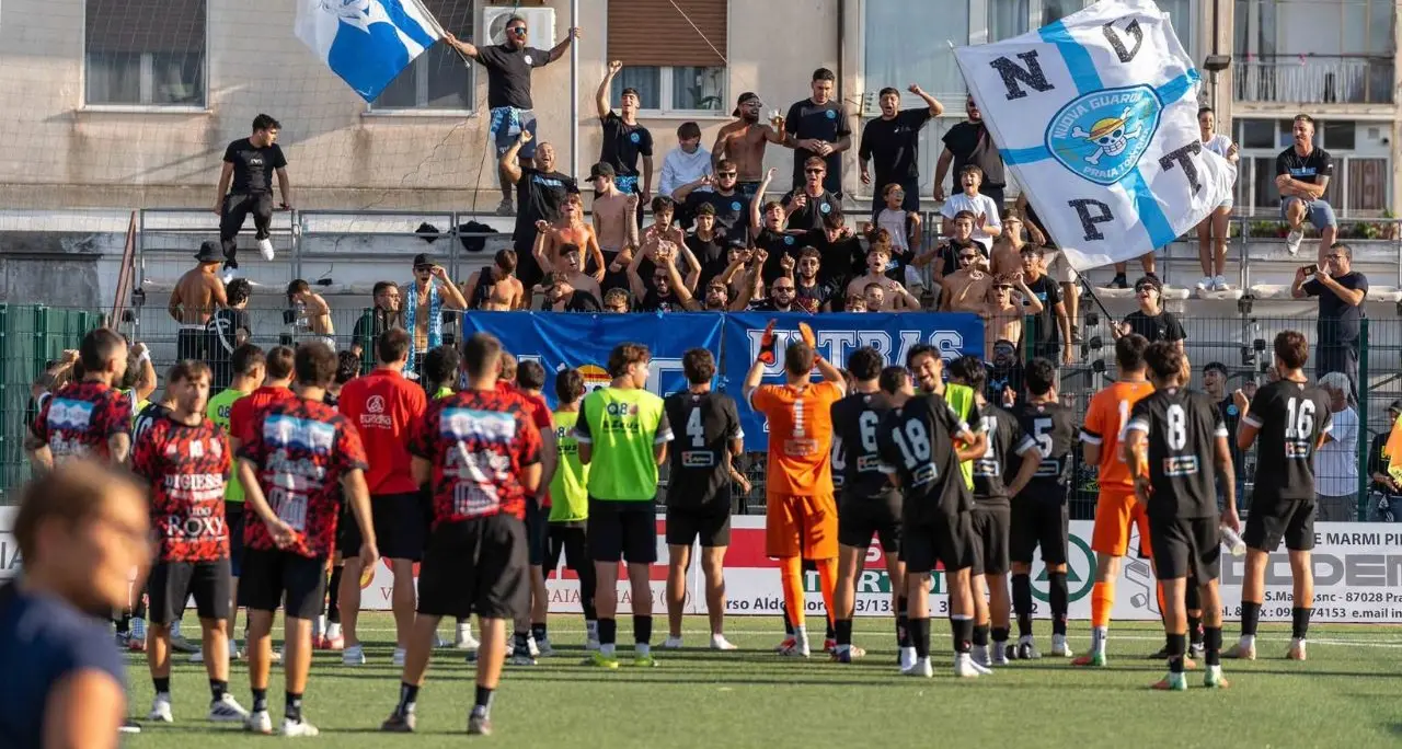 Serie D, poker calabrese in zona playoff: Reggina, Sambiase, Vibonese e Praiatortora fanno la voce grossa\n