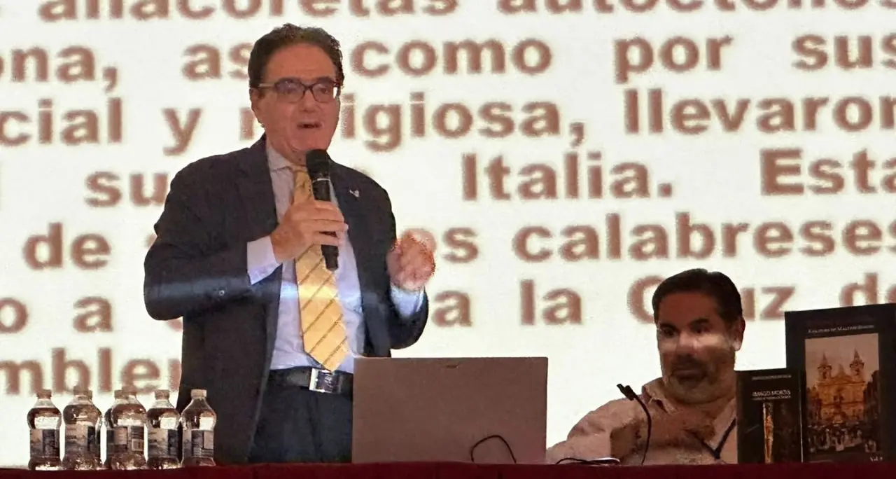 Il saggista di Soriano Martino Battaglia al Congresso Carmelitano di Gibraleón: «Dodicimila\u00A0calabresi alla prima crociata»\n