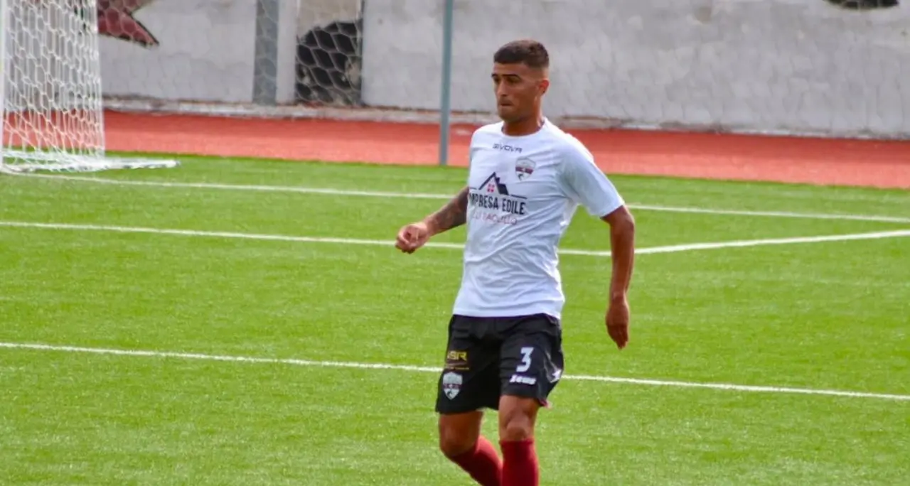 Eccellenza, Esperon suona la carica per la Virtus Rosarno: «Partenza a rilento solo per dei dettagli, questa maglia impone di vincere»\n