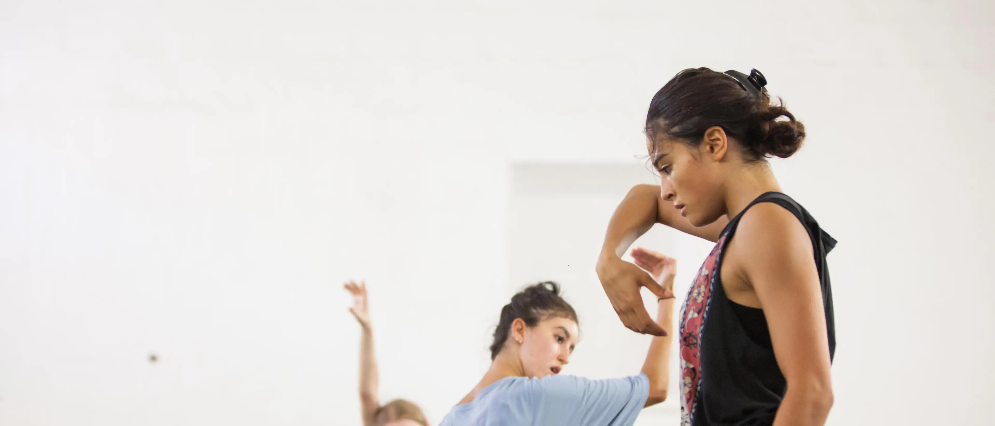 Danza, il progetto\u00A0Corpo Mediterraneo\u00A0arriva a Filadelfia con “Morgana”: due settimane di residenza artistica\n