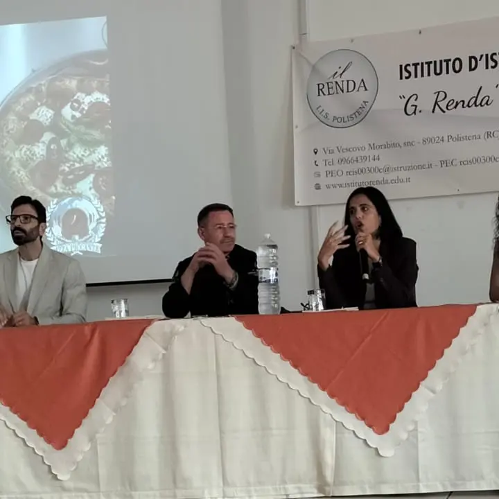 Al “Renda” di Polistena presentato il concorso riservato agli istituti alberghieri del Sud Italia\n