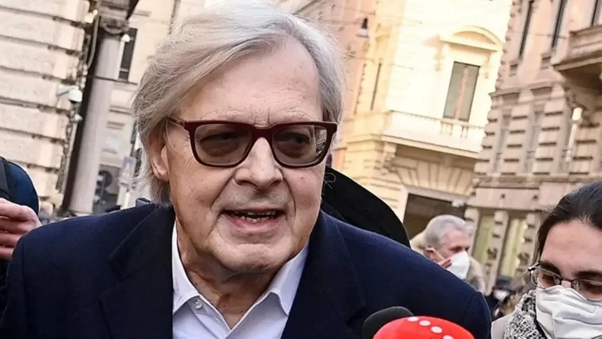 Vittorio Sgarbi ricoverato al Gemelli in terapia intensiva, le sue condizioni sarebbero gravi\n