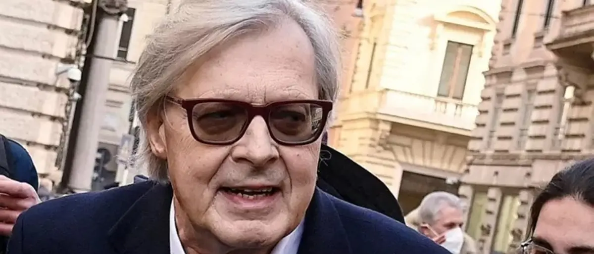 Vittorio Sgarbi ricoverato al Gemelli in terapia intensiva, le sue condizioni sarebbero gravi\n