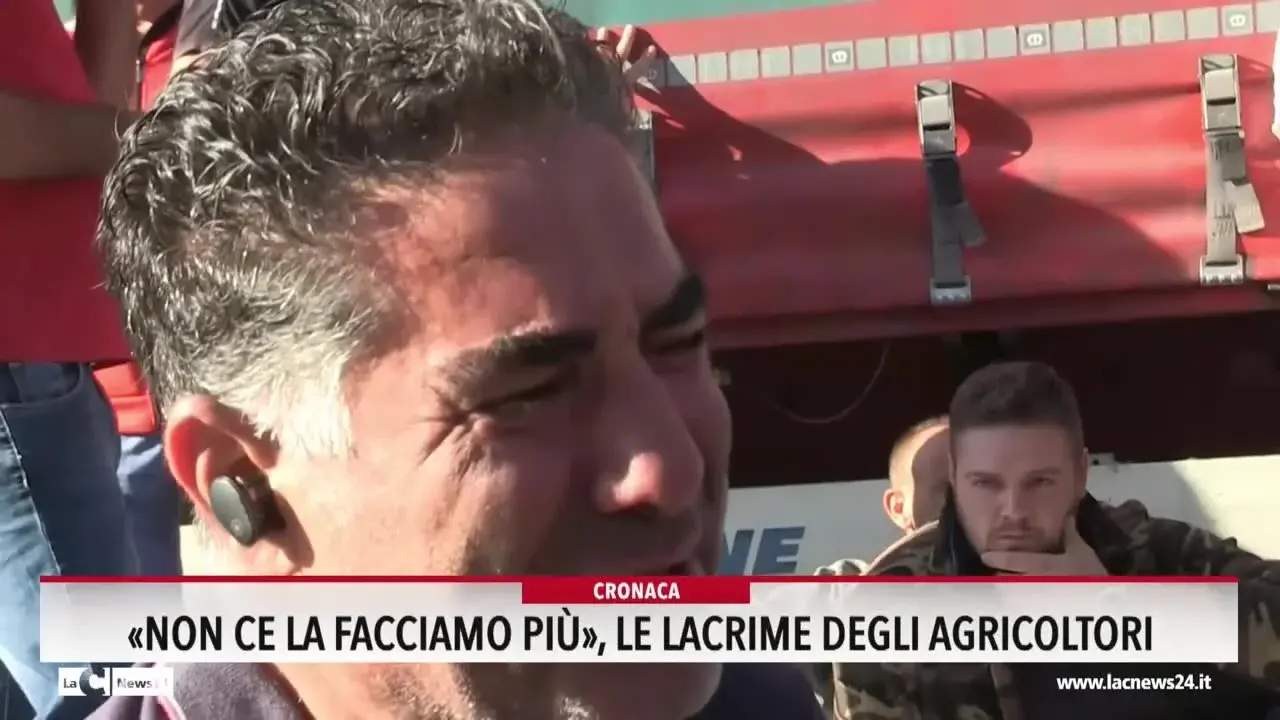 «Non ce la facciamo più», le lacrime degli agricoltori
