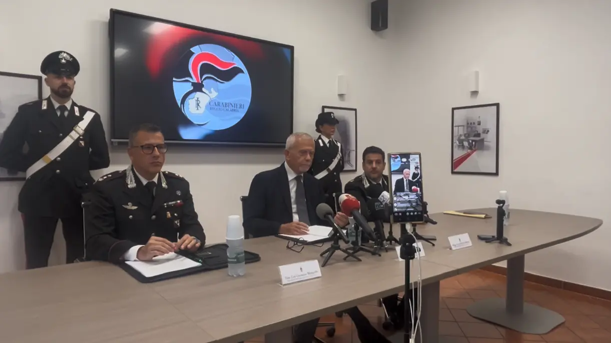 <p>La conferenza stampa per l'operazione eseguita nella Piana di Gioia Tauro</p>\\n