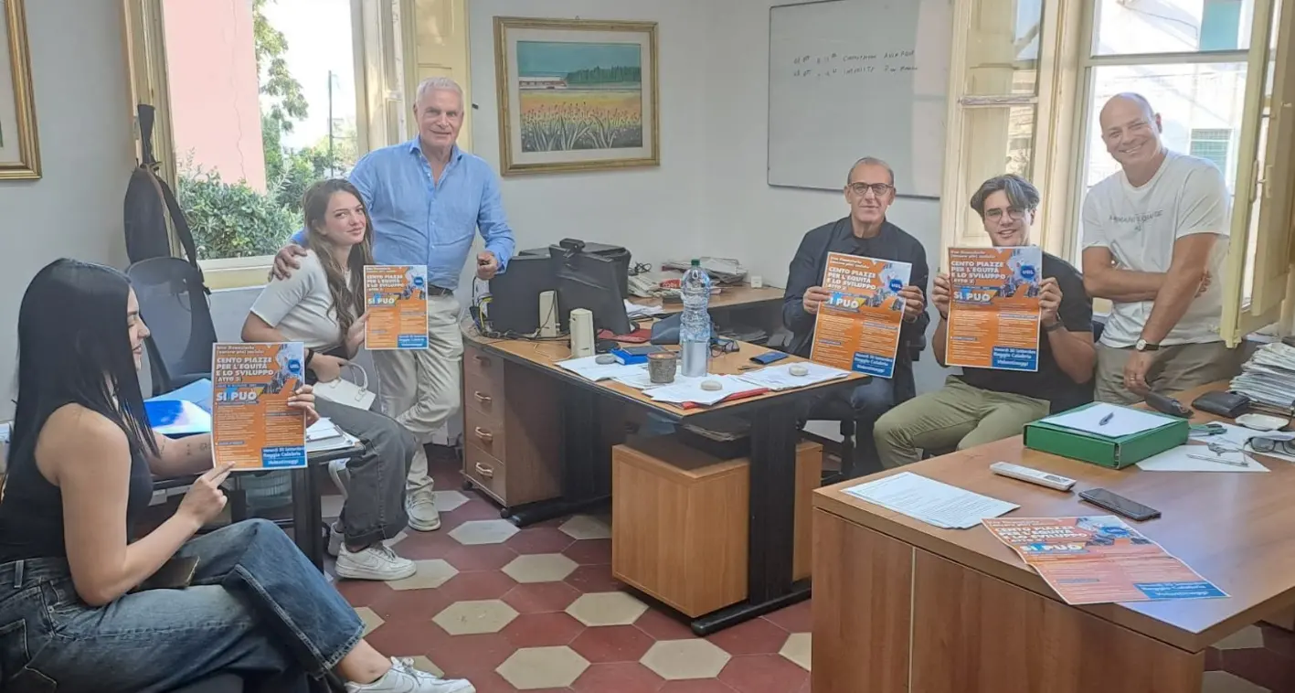 Legge di Bilancio 2027, l’UGL scende in campo a Reggio: lavoro, famiglie e sicurezza al centro della mobilitazione\n