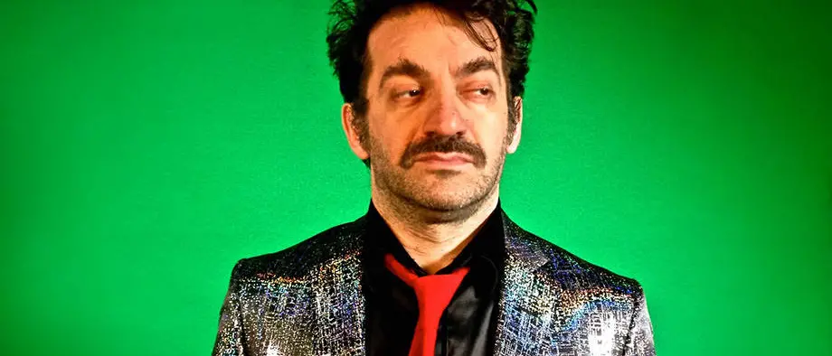 Peppe Voltarelli torna a Reggio, la canzone d’autore incontra le sonorità corali nel weekend del Balenando in Burrasca\n