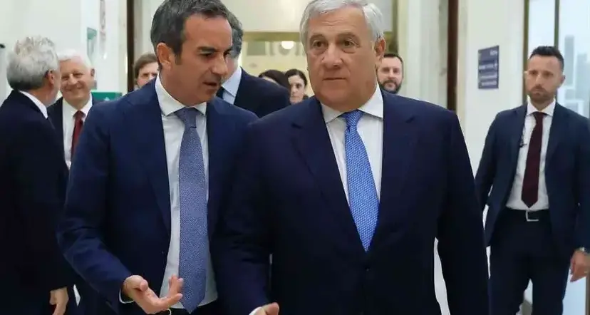 Forza Italia, Tajani sfida Occhiuto ma la Calabria parla chiaro: vince contro campo largo e Vannacci\n