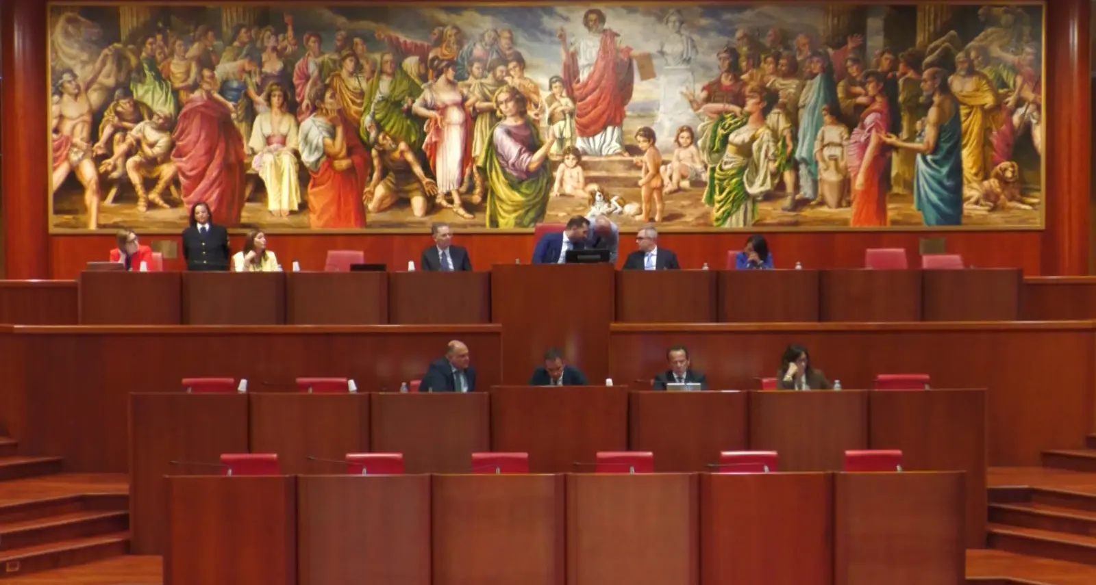 Consiglio regionale convocato per lunedì 5 ottobre: sette punti all’ordine del giorno tra bilancio e\u00A0sanità\n