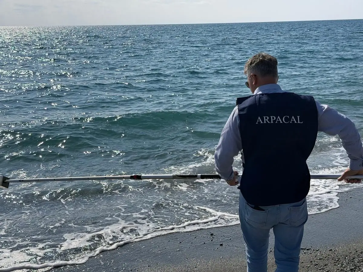 Arpacal presenta i dati del piano di controllo straordinario delle acque svolto per la stagione 2026\n