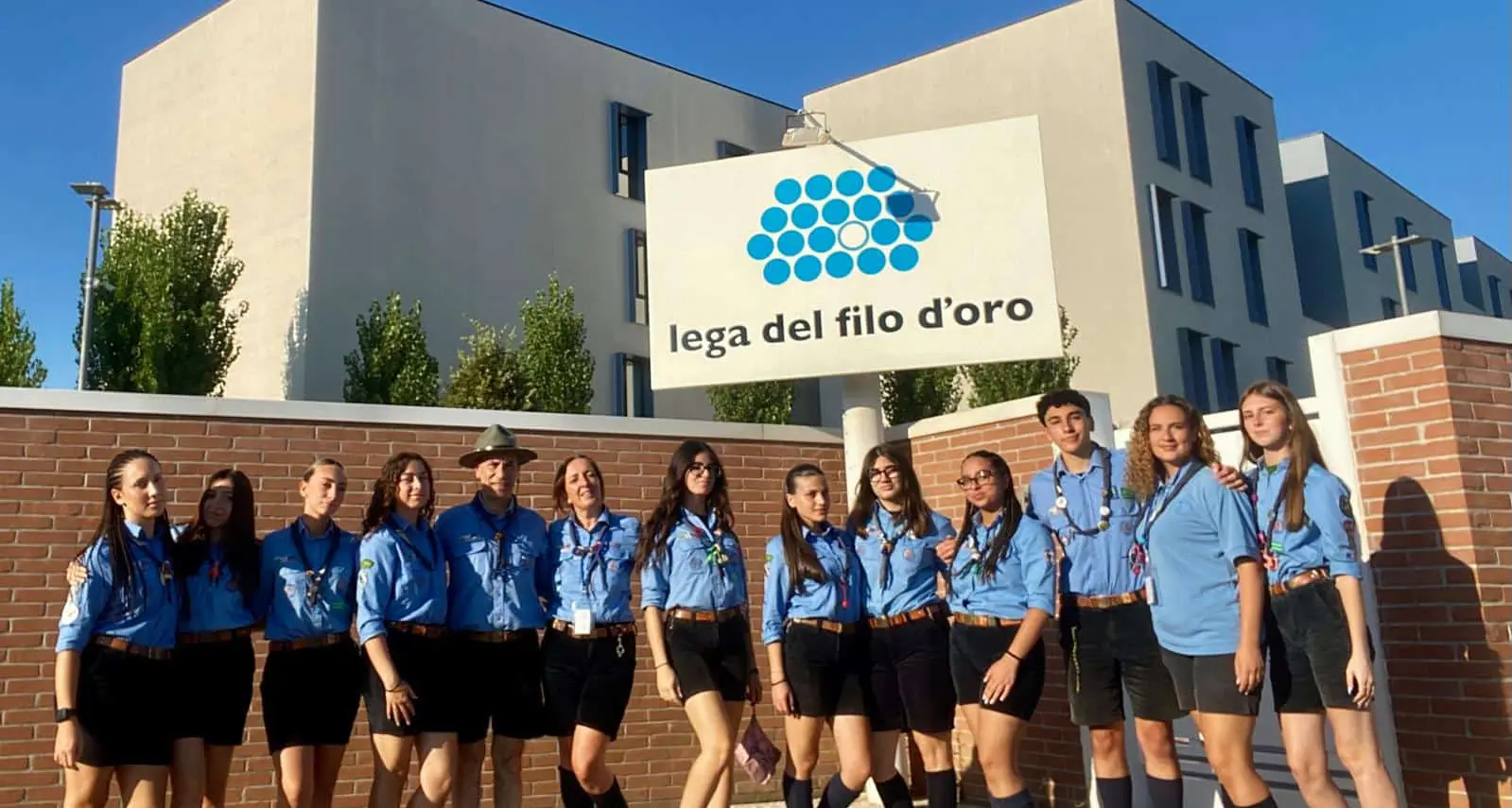 Ladri del tempo: l’arte di fermare i passi per ritrovare l’essenziale\n