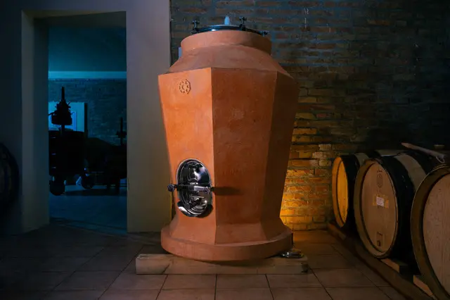 Tenuta del Travale, tra i 50 “Vini rari” del Gambero Rosso c’è anche una bottiglia calabrese\u00A0\u00A0\n