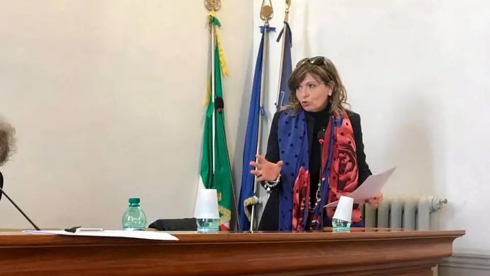 <p>Mauro (Fratelli d'Italia)</p>\\n