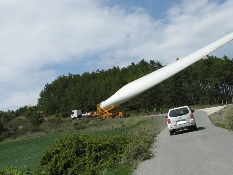 La Regione non si opporrà all’impianto eolico sul Cammino Kalabria coast to coast: associazioni pronte alla mobilitazione