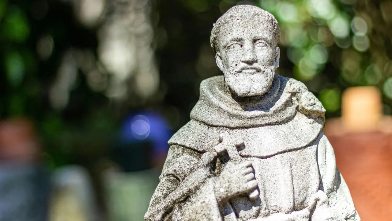 Ottocento anni di Francesco d’Assisi, la fraternità come risposta a violenza, egoismo e competizione\n