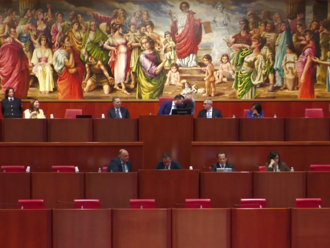Sottosegretari, dietrofront del centrodestra: depositata la proposta per eliminare la norma
