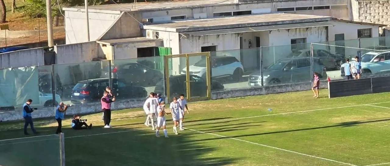 Serie D, la Vibonese non si ferma più: domato il Praiatortora (2-0) e terzo successo di fila\n