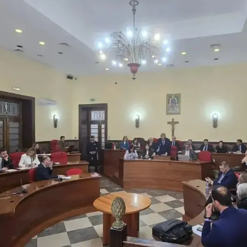 “No” al\u00A0gruppo di Sinistra italiana in Consiglio comunale a Vibo: dal Viminale arriva il diniego all’iniziativa di Sergio Barbuto\n