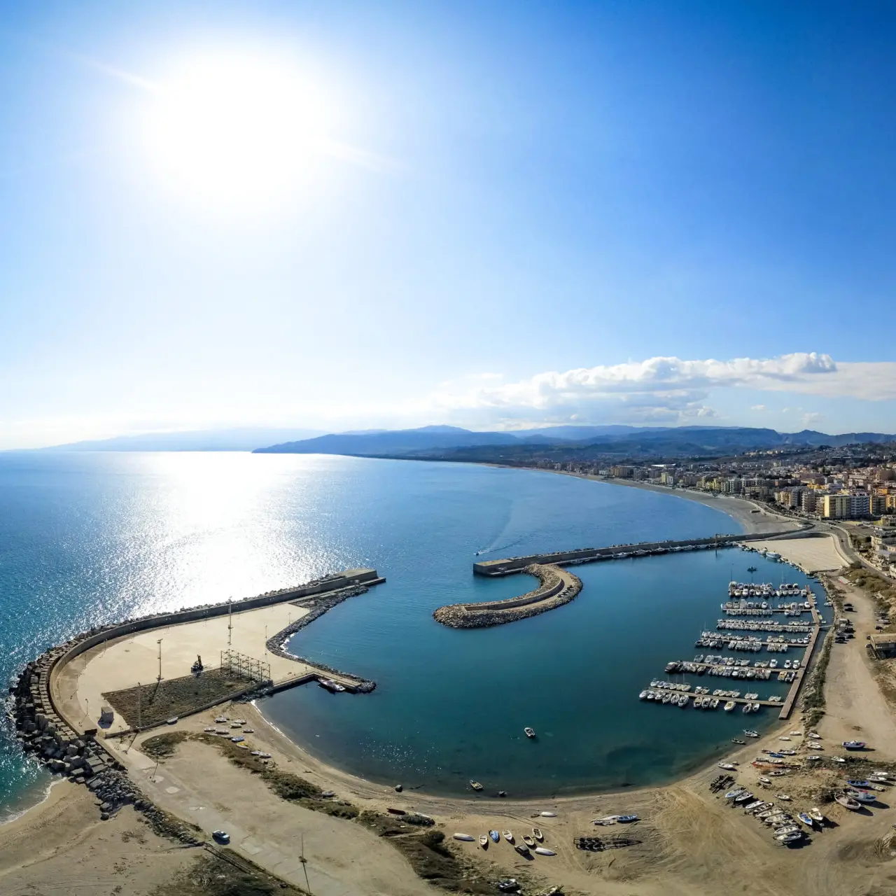 Catanzaro si candida a Capitale italiana del mare 2027: via libera della Giunta