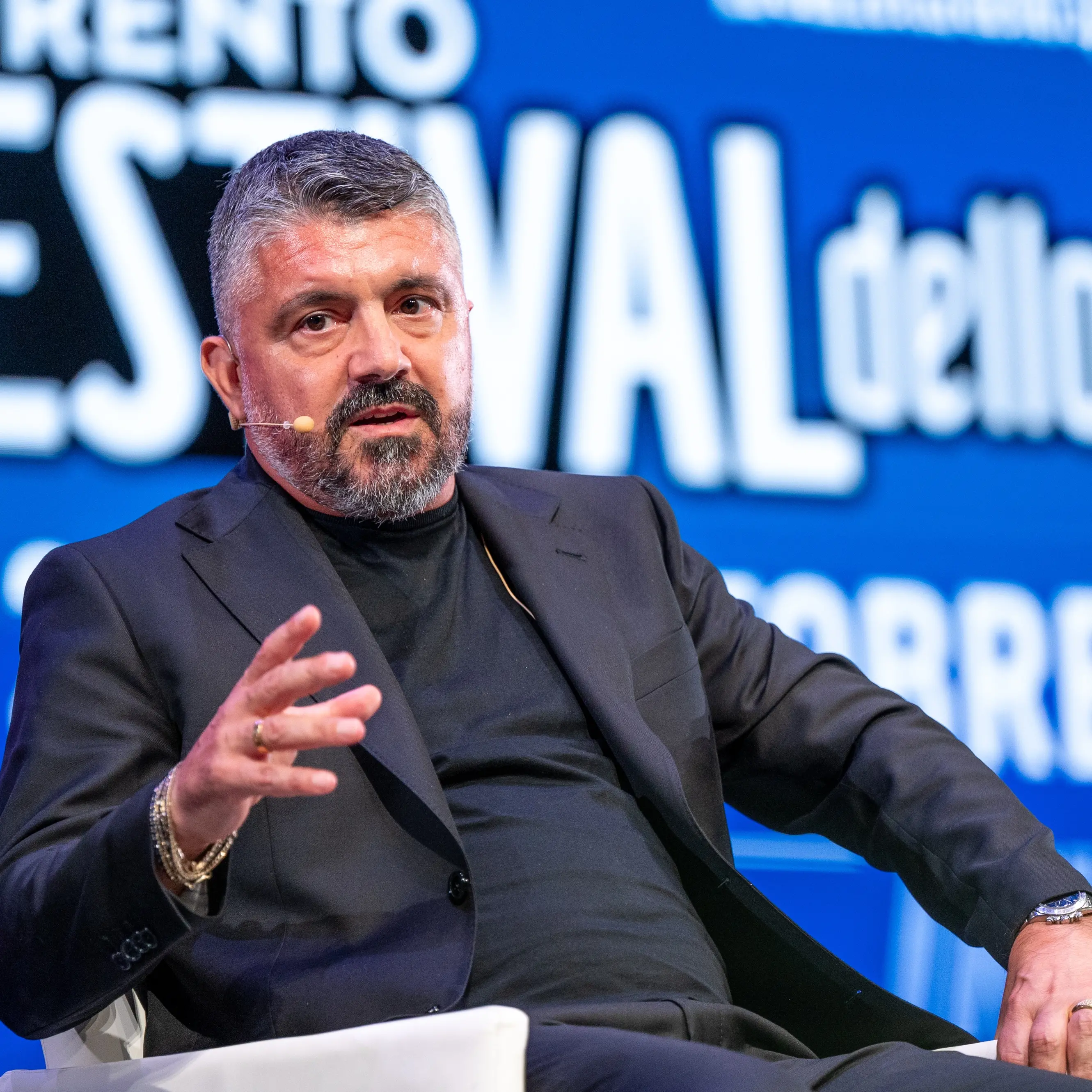<p>Gattuso parla della sua malattia e si commuove ricordando la sorella Francesca: «Pagherei tutto per passare un'ora con lei»</p>