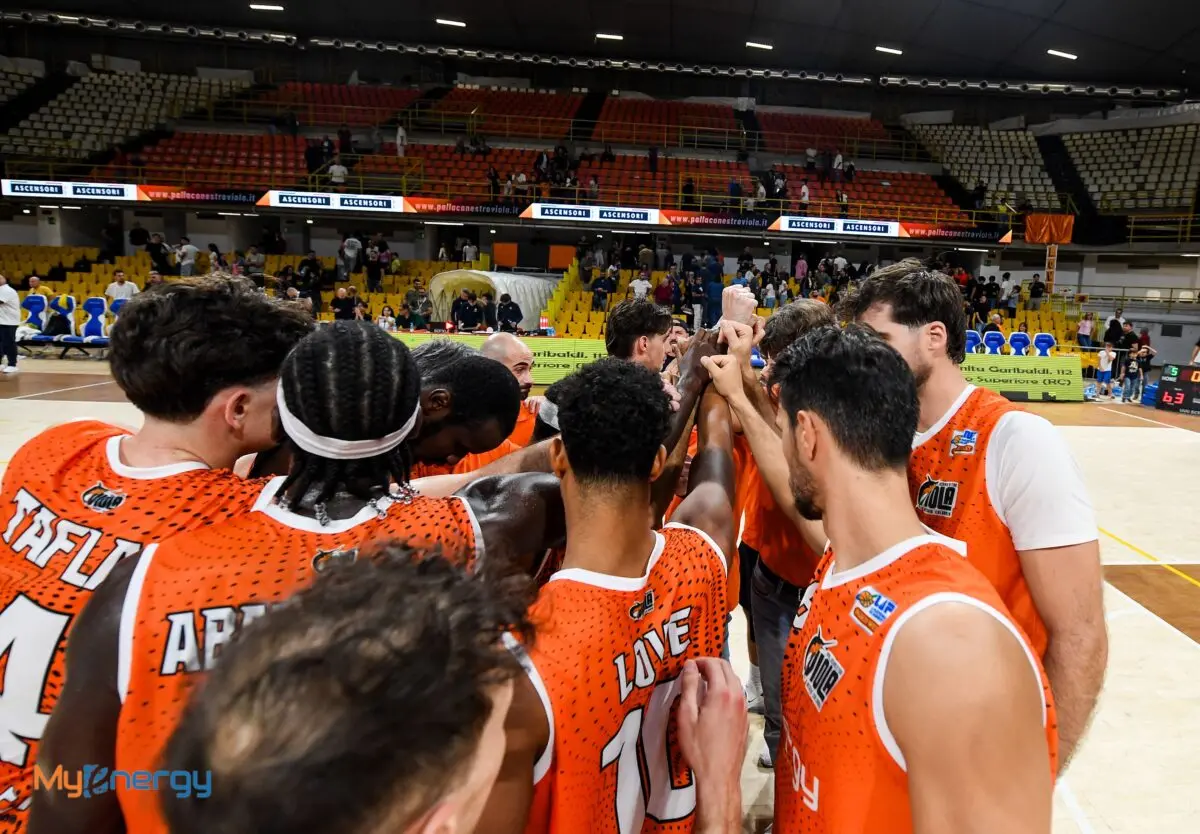 Myenergy Reggio, esordio amaro in casa: al palaCalafiore contro Fiorenzuola finisce\u00A063 a 76\n