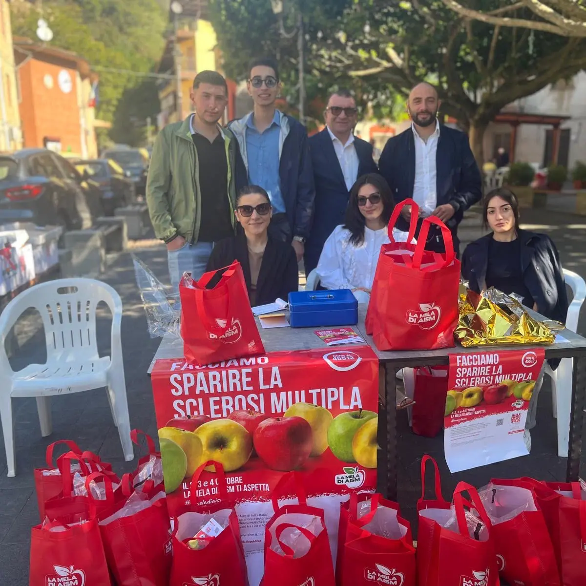 A San Roberto\u00A0l'iniziativa dell'Aism,\u00A0la comunità si stringe attorno alla ricerca\n