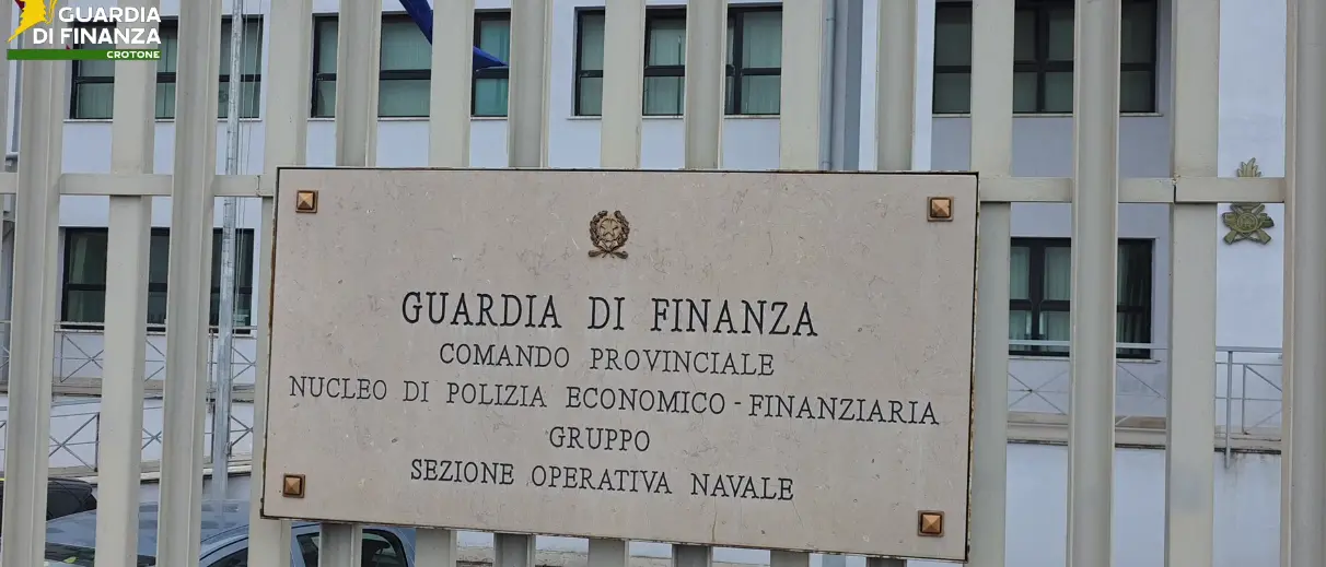 Scoperta una piantagione di cannabis nel crotonese: sequestrate 72 piante\n