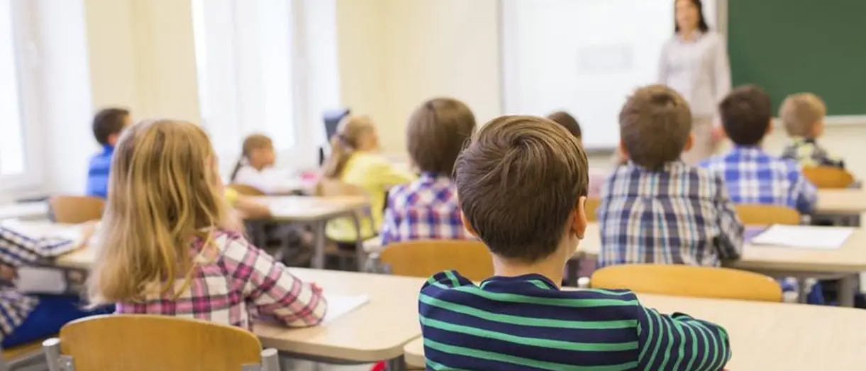 Decreto scuola,\u00A0oltre 33mila classi superano il 30% di alunni stranieri: il fenomeno è più diffuso al Nord\n