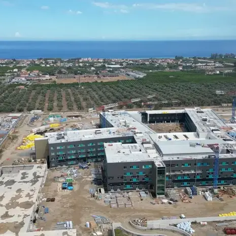 Nuovo ospedale della Sibaritide, Stasi avverte: «Gli ambulatori non sono la consegna dell’ospedale»\n