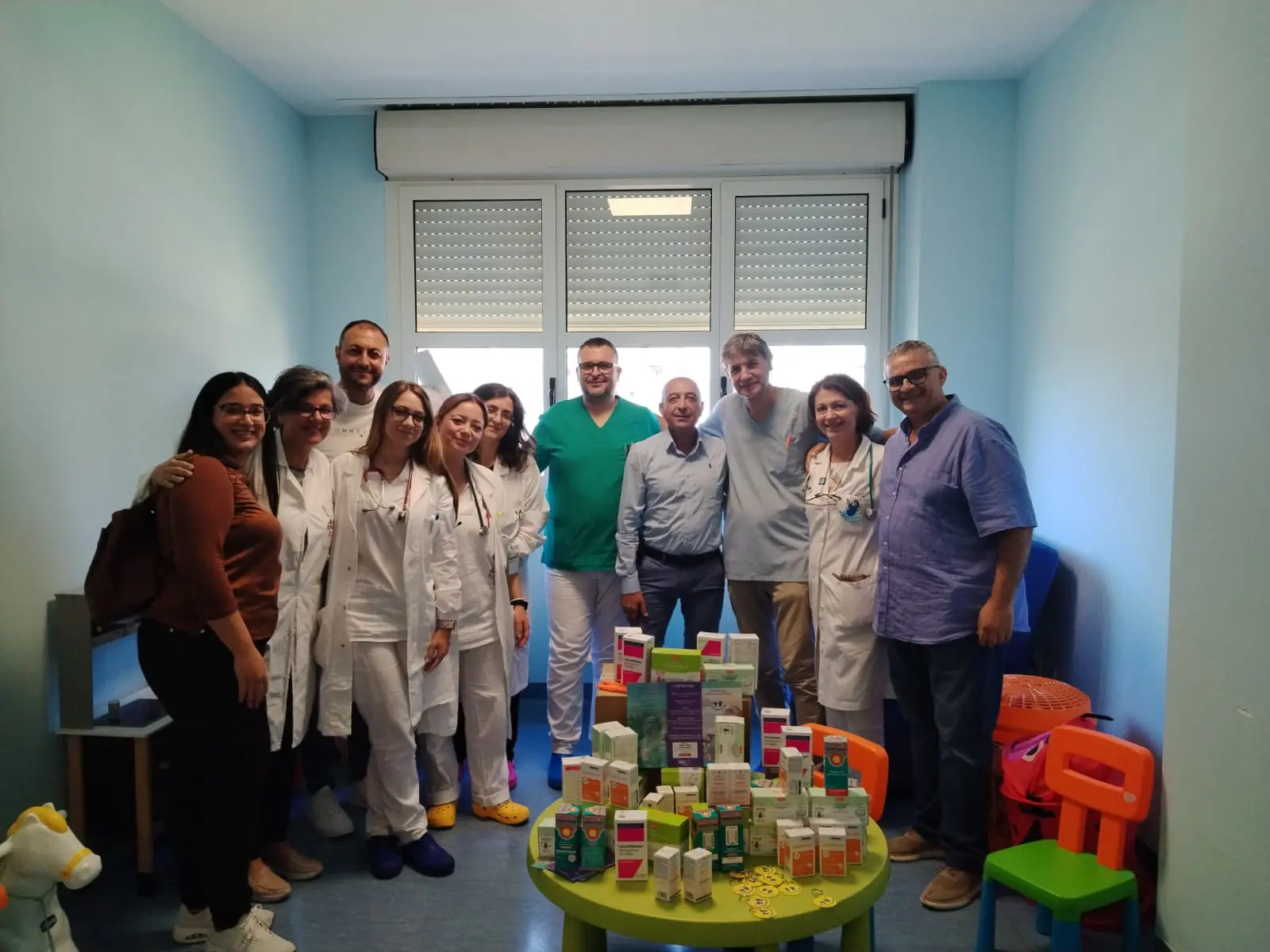 Quando la solidarietà diventa cura: il Sorriso di Natale Chiara Odv\u00A0un dona farmaci\u00A0per i bambini dell’Oncoematologia Pediatrica\n