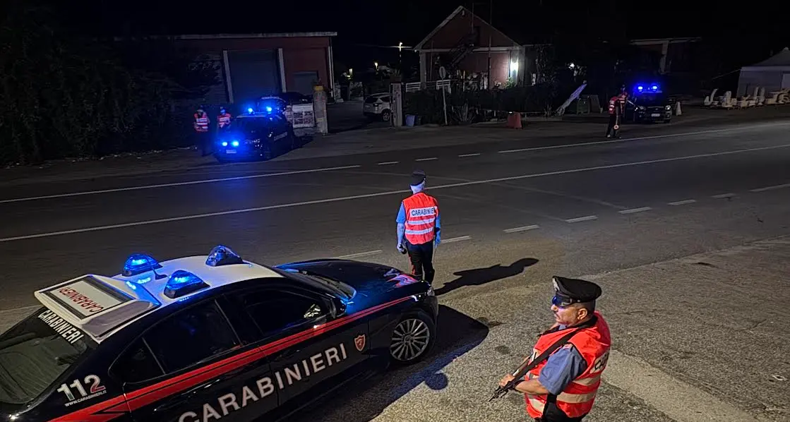 Patente ritirata per tasso alcolemico alto: 40enne non passa inosservato ad un controllo sulla SS 106