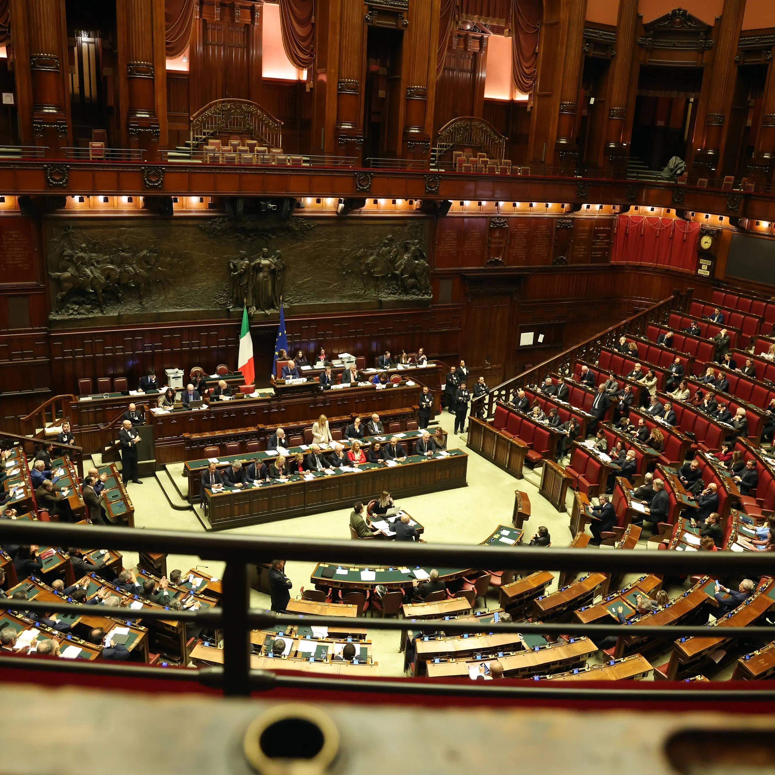 Legge elettorale, la fiducia passa alla Camera: opposizioni all’attacco, giovedì il voto segreto\n