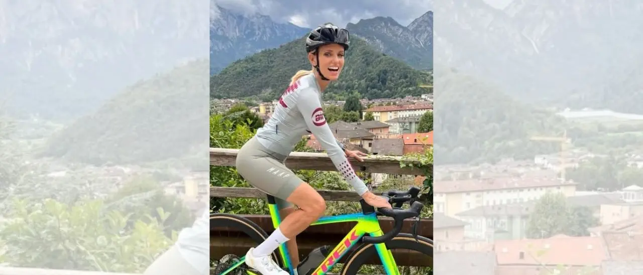 A Tropea torna il “Triathlon degli Dei”: in gara oltre 100 atleti, c’è anche la madrina del Giro\u00A0Justine Mattera\n