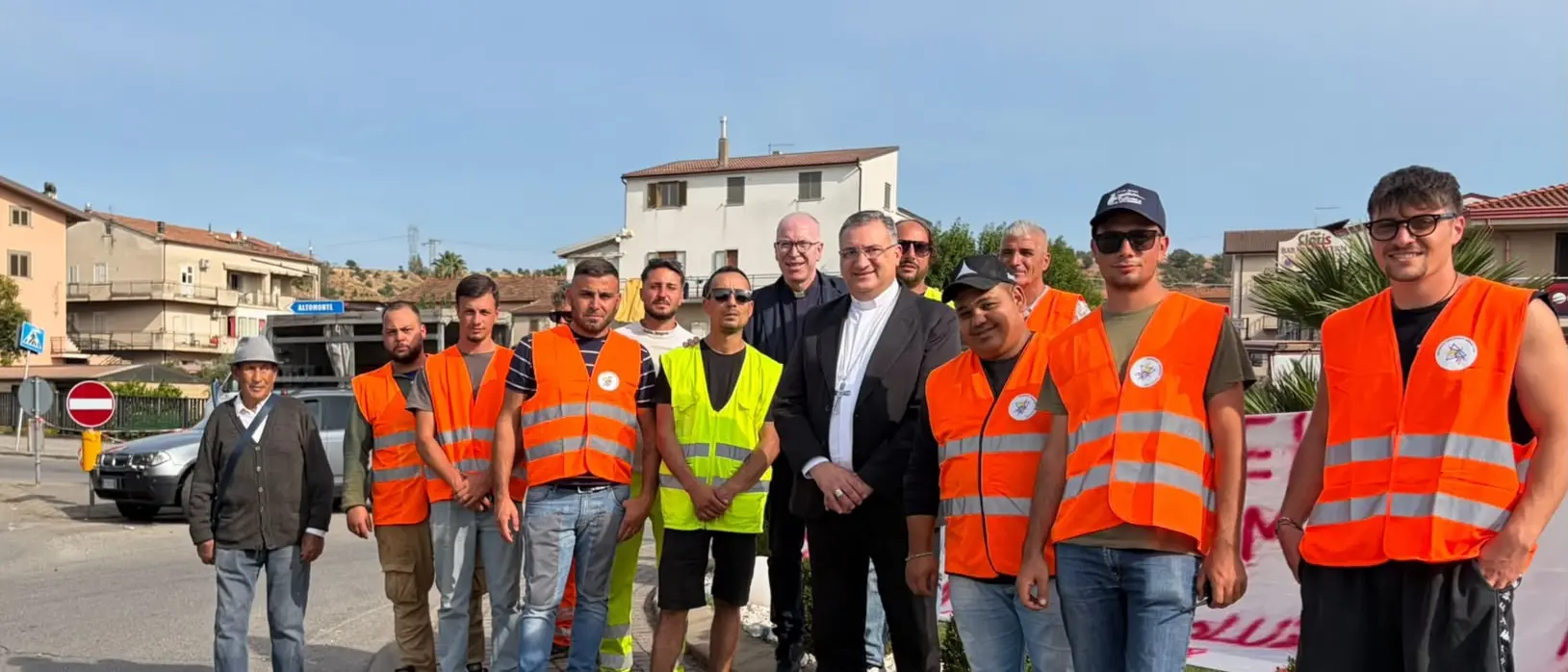 Protesta degli agricoltori, il vescovo Rega: «Servono misure eque, rapide e strutturali»\n