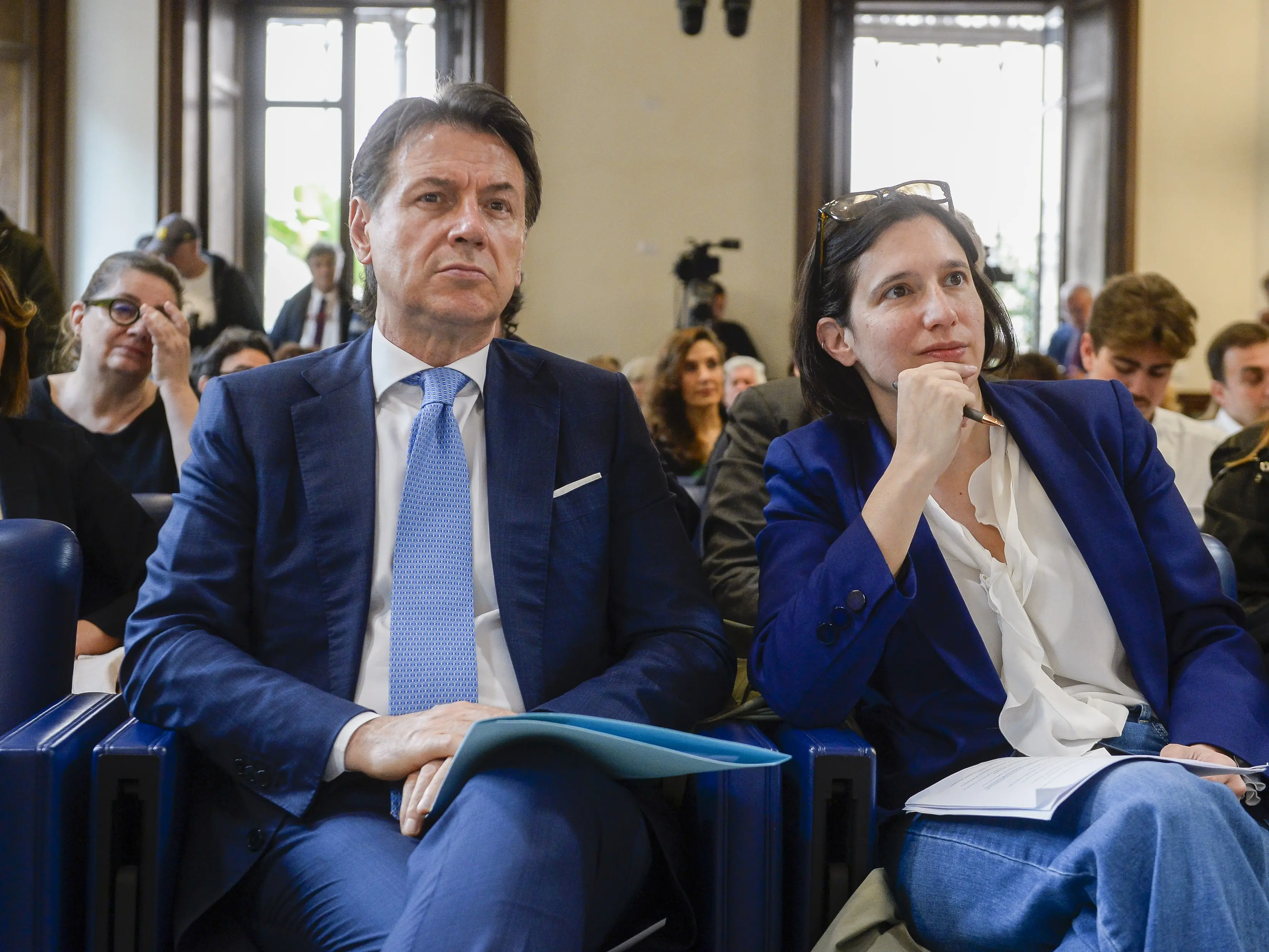 Conte scopre le carte, Schlein non arretra: il voto in primavera accelera la resa dei conti nel campo largo