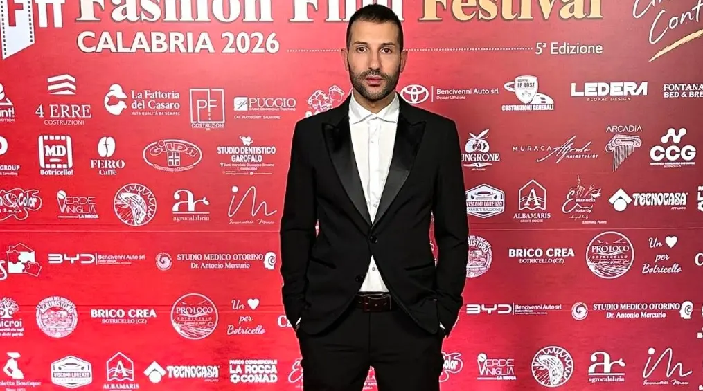 Vito De Luca al Riff di Botricello: quando i social accendono i riflettori sulla Calabria\n