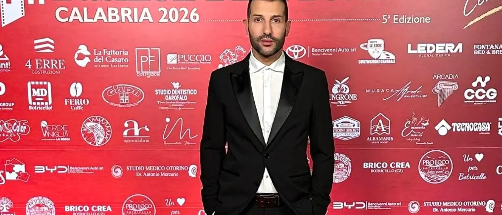 Vito De Luca al Riff di Botricello: quando i social accendono i riflettori sulla Calabria\n