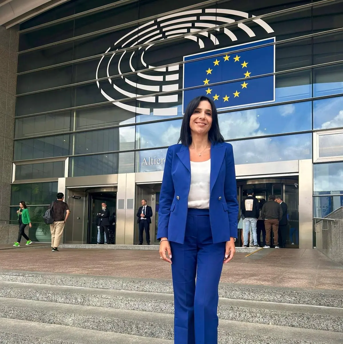 Scuole Ambasciatrici del Parlamento europeo, 13 istituti calabresi selezionati per il nuovo anno scolastico\n